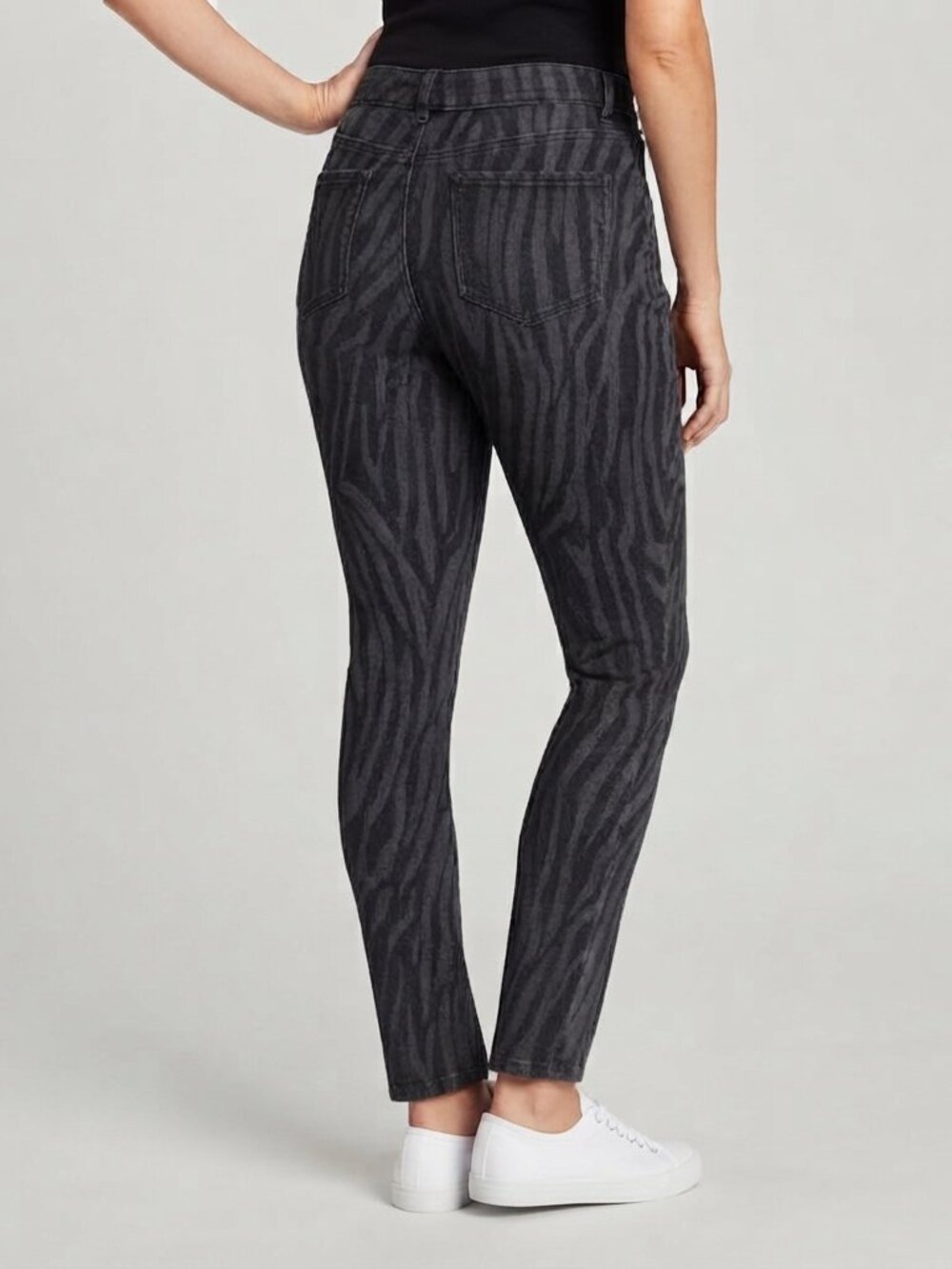 Women's Bandolino Mandie Skinny Zebrawood Print Jean Pants Size 16